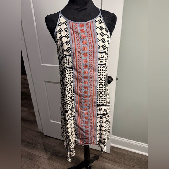 THML Black and White Geometric shark bite hem Dress Aztec Navajo inspired print - Picture 1 of 8